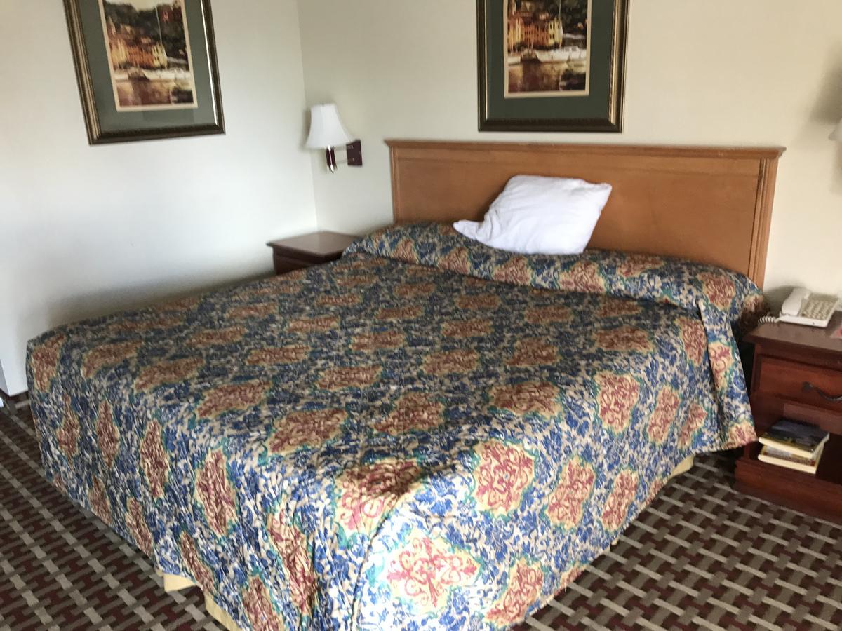 Millville Motorsports Inn And Suites Eksteriør billede